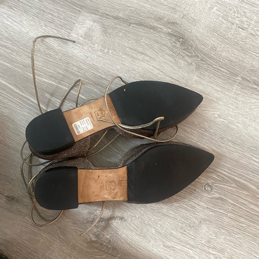 Stuart Weitzman for London special edition
